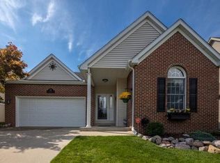 82 Muirfield Dr, Valparaiso, IN 46385