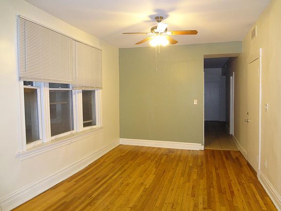 3rd image of 2712 W Evergreen Ave APT 2