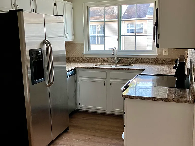 1137 Huntmaster Ter NE #301 — Photo 3