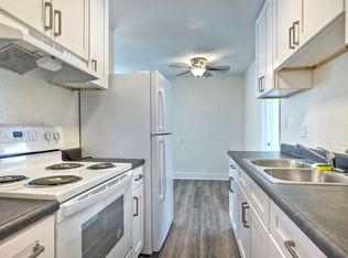 552 Van Houten Ave APT 17, El Cajon, CA 92020