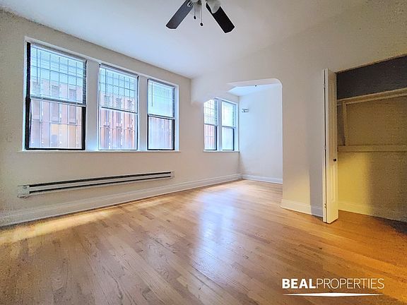 2nd image of 4614 N Paulina St APT 102
