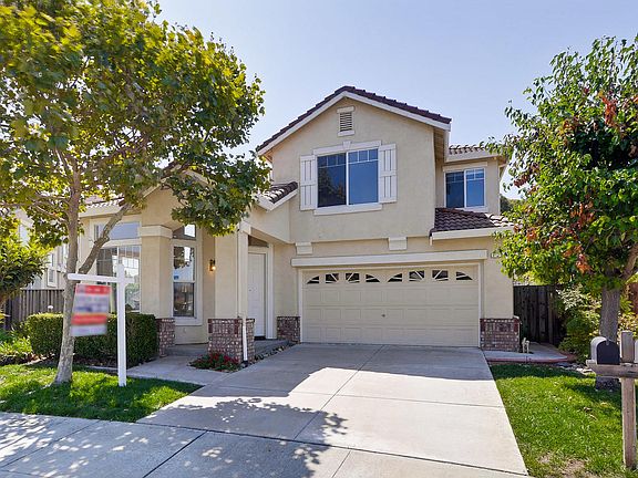 2nd image of 130 Arroyo Dr