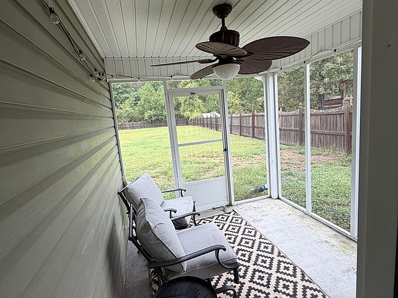 4th image of 217 Loren Rd