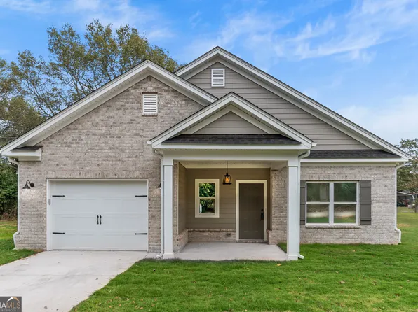 303 Boxwood St, Social Circle, GA 30025