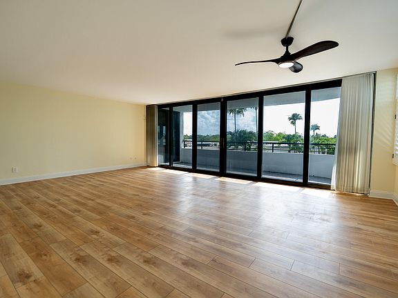 2nd image of 3589 S Ocean Blvd #314-1