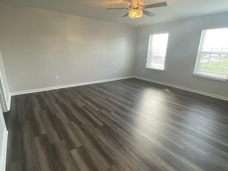 214 Gumspring Dr — Photo 27