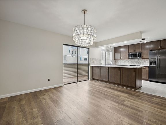 5th image of 1050 S Monaco Pkwy Unit 84