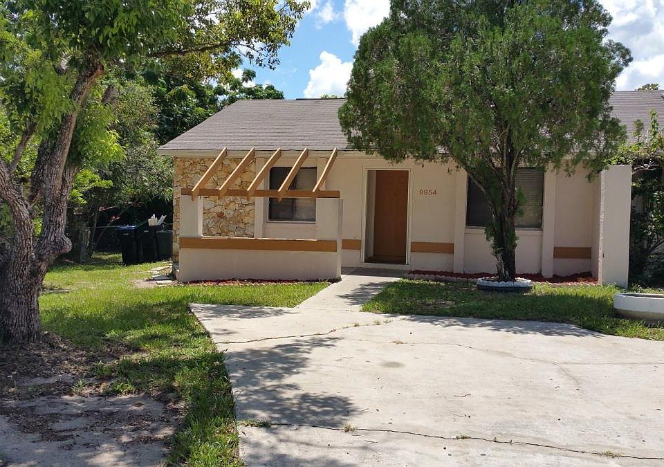 1st image of 9954 Lancewood St #1