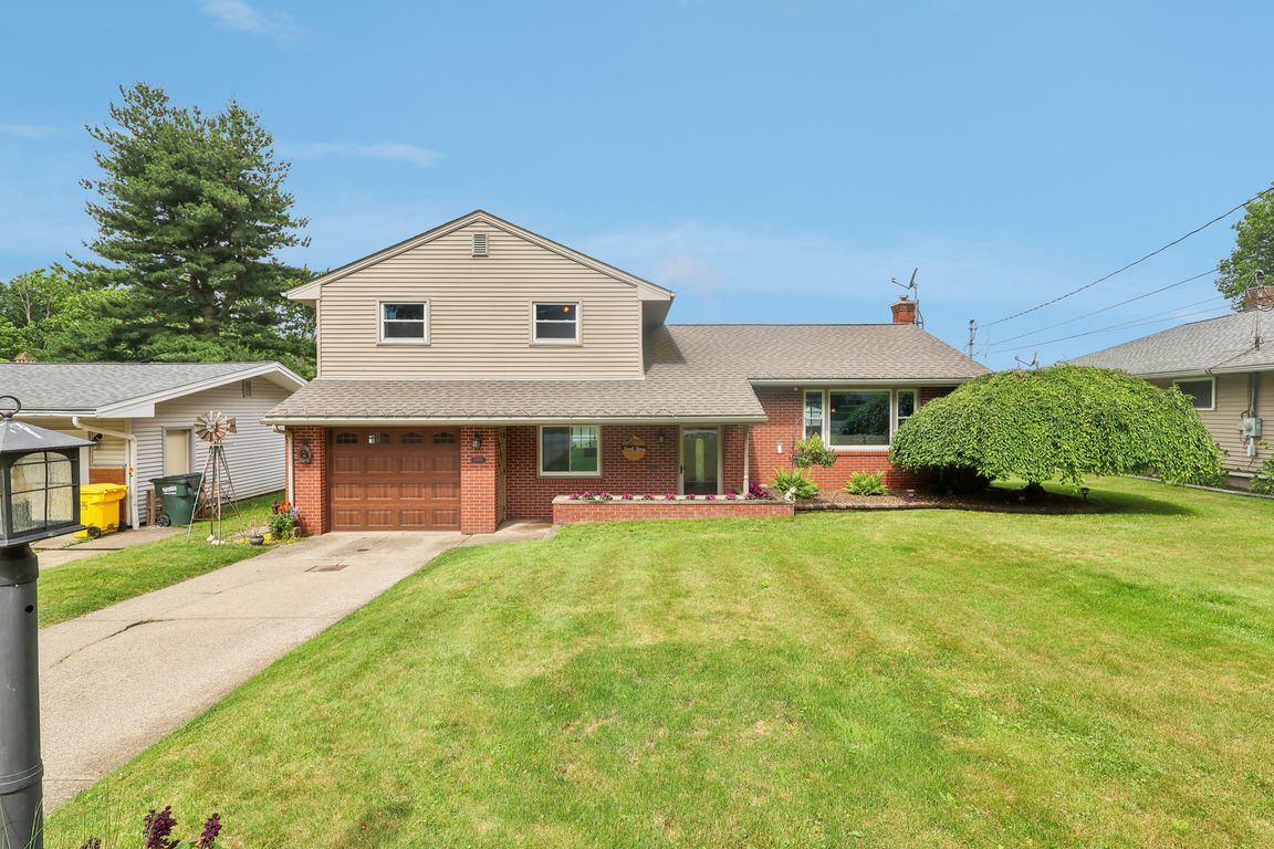 Buckeye Cir-1606-001.jpg