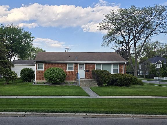 2nd image of 58 W Comfort St