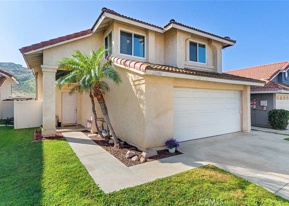 1st image of 12840 Mayflower Ct