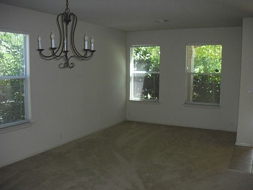 5th image of 376 Hometown Pkwy