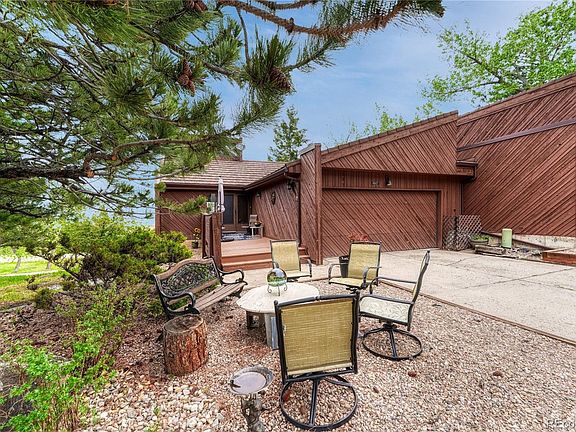 4th image of 4507 Juniper Court