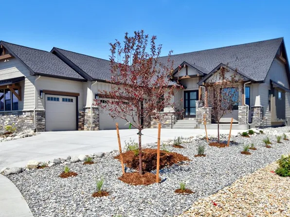 1222 Eliza Ave, Berthoud, CO 80513