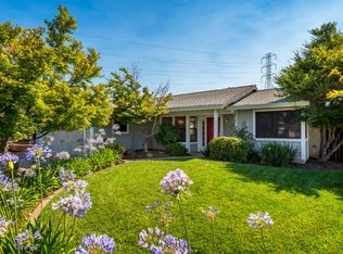 400 Dennis Ct, Roseville, CA 95678