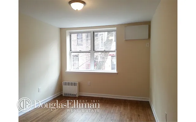 Rented by Douglas Elliman | media 20