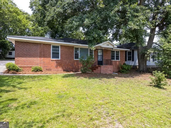 1280 Baker Dr, Macon, GA 31206