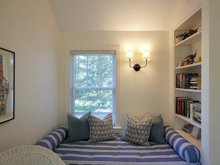 6 Cobbetts Ln — Photo 19