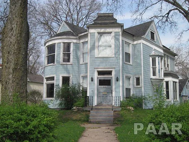 418 S 6th St photo 1