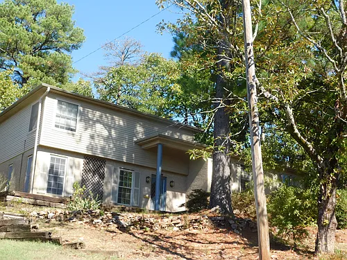 8802 Boulder Ln Photo 1