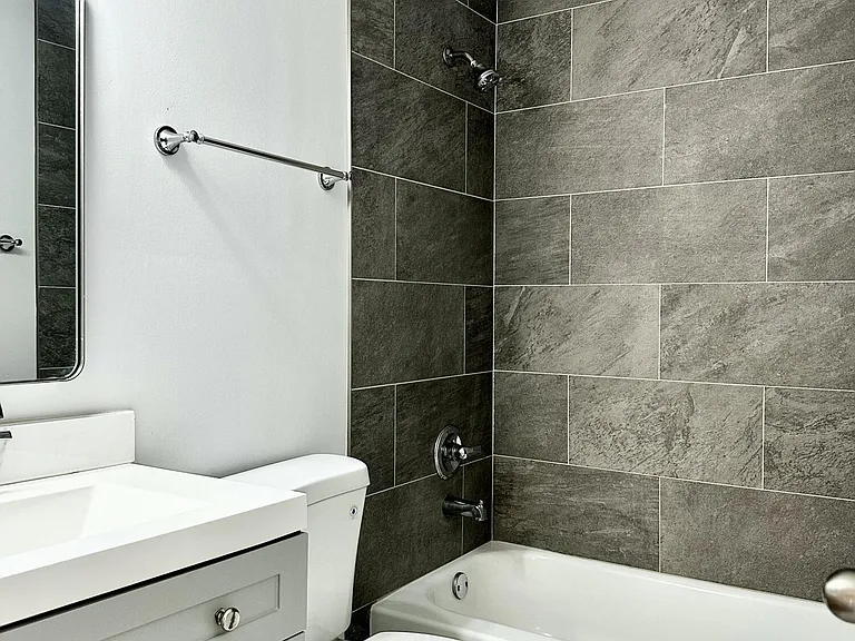 2451 Whispering Woods Blvd #3 — Photo 11