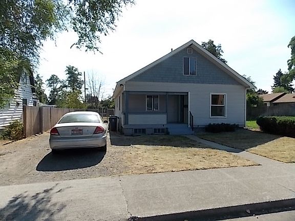 4th image of 1648 E Heroy Ave