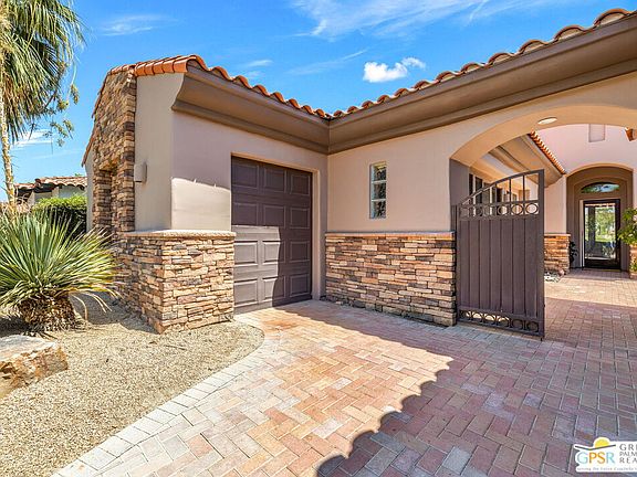 4th image of 201 Loch Lomond Rd