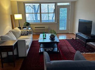 2030 N Adams St APT 306, Arlington, VA 22201