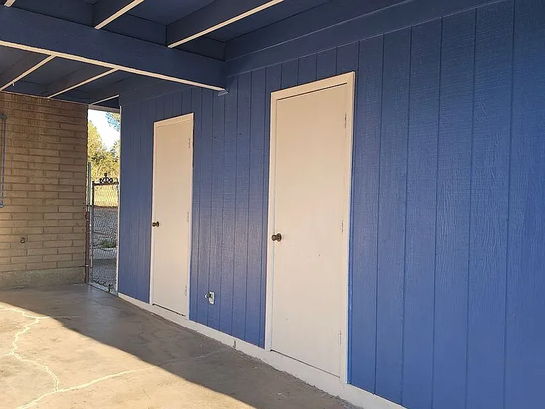 4933 Marconi Dr — Photo 2