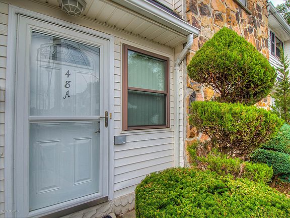 2nd image of 48A Bradley Ct Unit 53