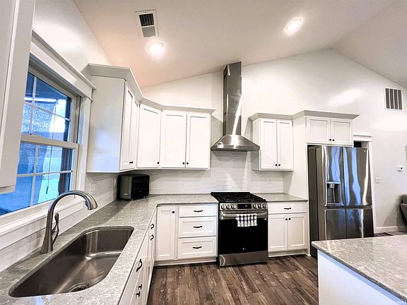 5th image of 7421 W Upland Dr