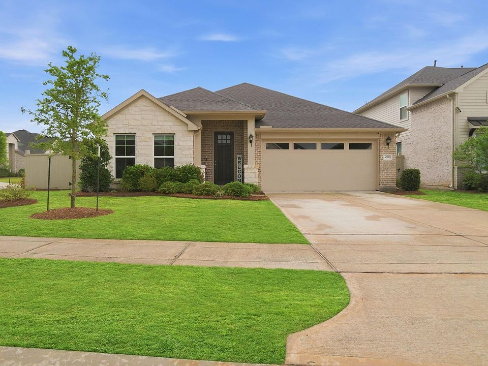 1st image of 40298 S Heron Heights Way