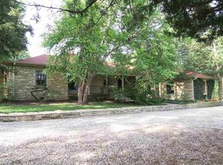 5601 SW 10th Ave, Topeka, KS 66604