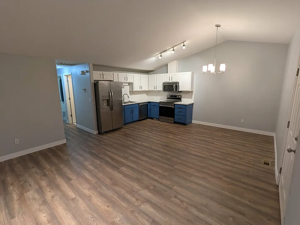 2053 NE Elm Ave #2053