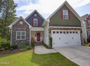 219 Crestview Rd, Southern Pines, NC 28387