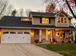 5650 Westridge Ct, West Des Moines, IA 50266