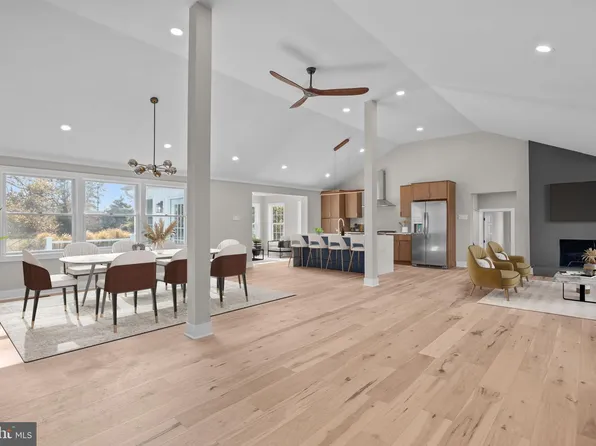 271 Stoopville Rd, Newtown, PA 18940