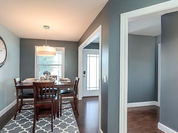 5th image of 3024 Silver Charm Ct