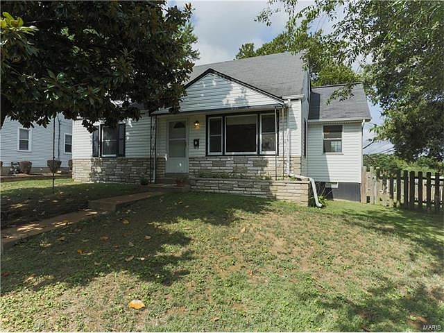 2nd image of 437 Barron Ln