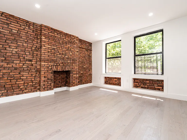 53 Clifton Pl #3 — Photo 1