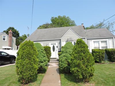 713 Colonial Street, Uniondale, NY, 11553