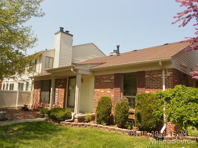 1st image of 38891 Golfview Dr