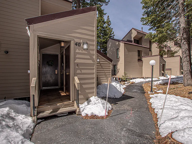 5101 N Lake Blvd #40 — Photo 20
