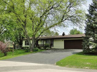 1202 Spruce St, Lake In The Hills, IL 60156