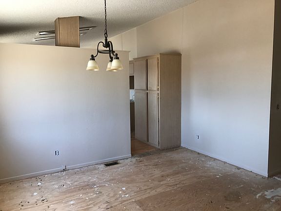 3rd image of 3800 W Wilson St Space 360