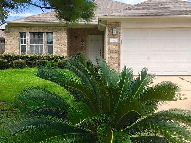 1st image of 407 Mystic Glen Loop