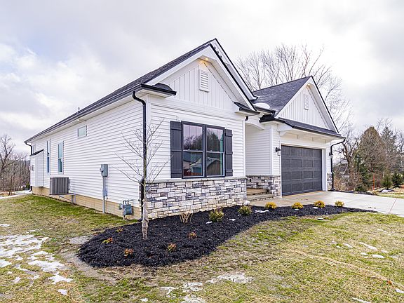 2nd image of 200 Windflower Dr #D6wc0y