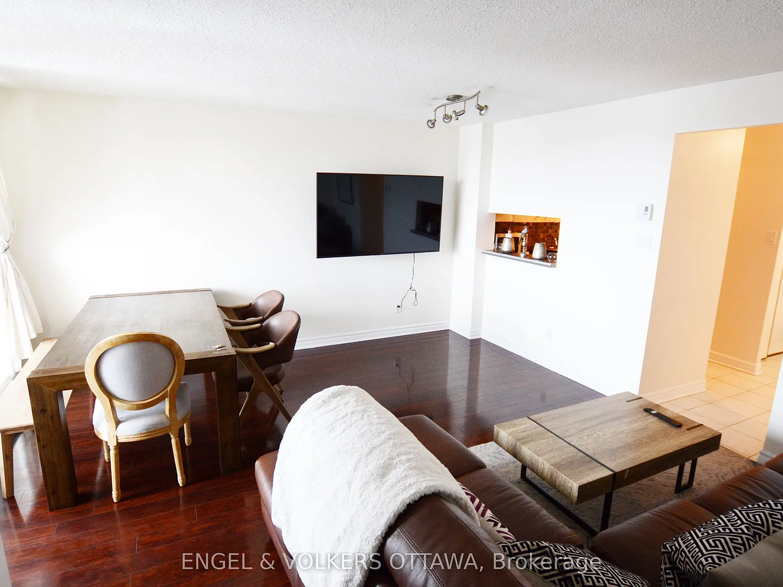 2 bed, $2,150 — Photo 4