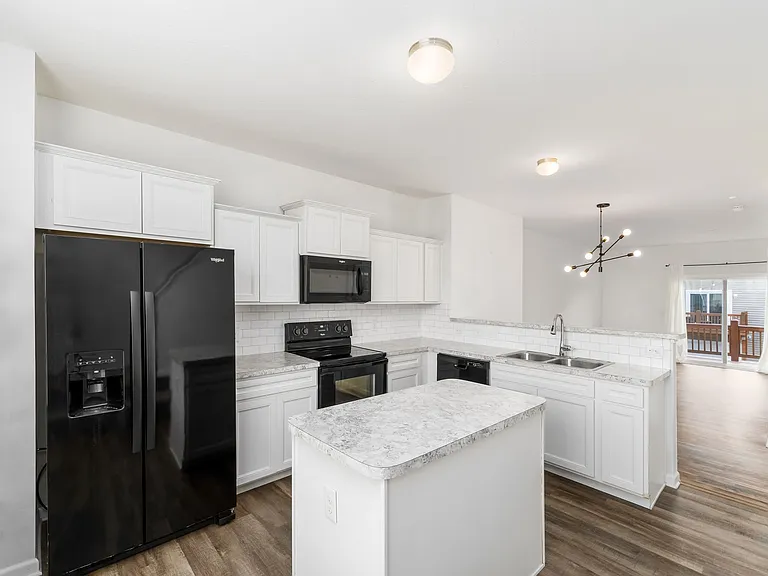 353 Laurel Creek St — Photo 18