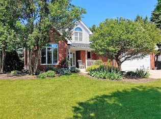 2755 S Centurion Ln, New Lenox, IL 60451